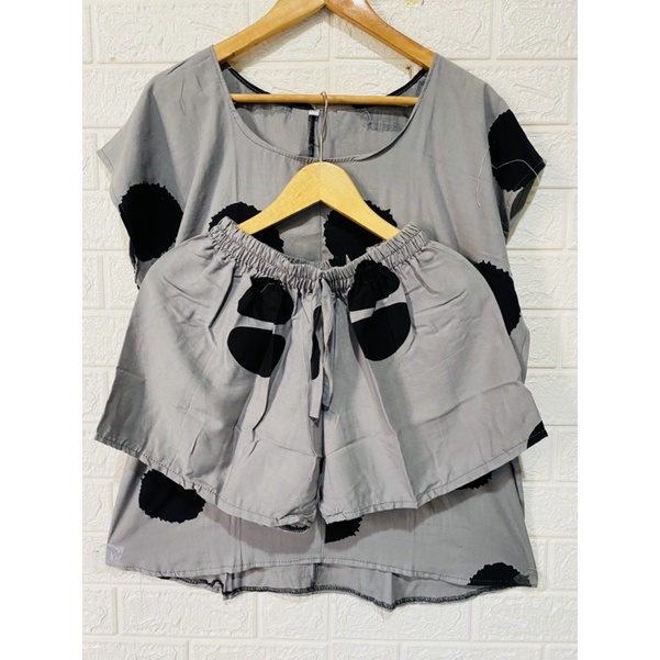 SETELAN  PENDEK XXL LD 130CM MOTIF KOPI / POLKADOT