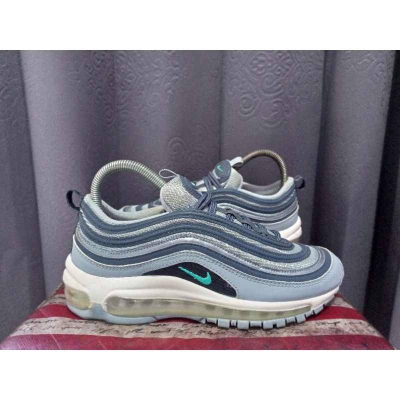 Sepatu second NIKE AIR MAX 97 ESSENTIAL