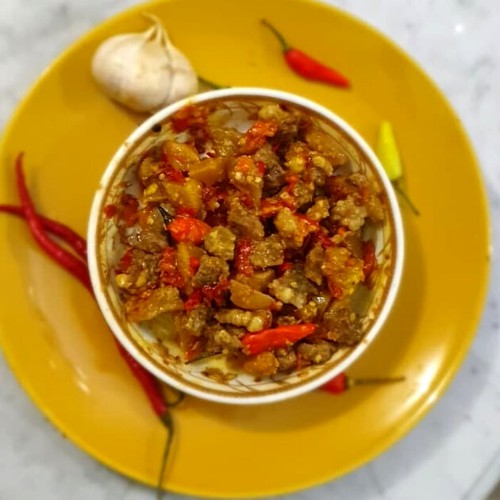 

Lauk Oseng Daging Kikil Mercon Pedas by Rumah Oseng