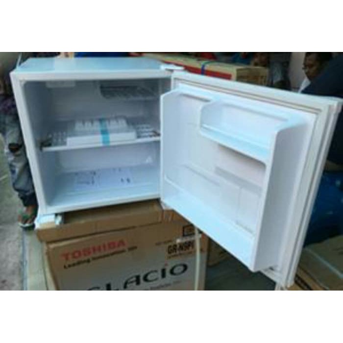 PROMO.. Kulkas Mini Portable AQUA SANYO AQR D50F