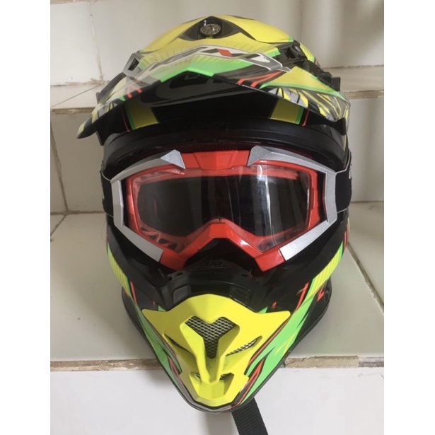 Helm GM Cross Like new + kacamata