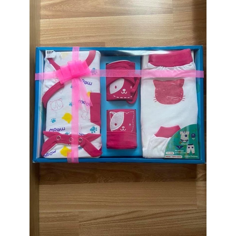 (bundling tas ) paket gift baby bayi kiddie kiddy newborn kado girl perempuan baru lahir