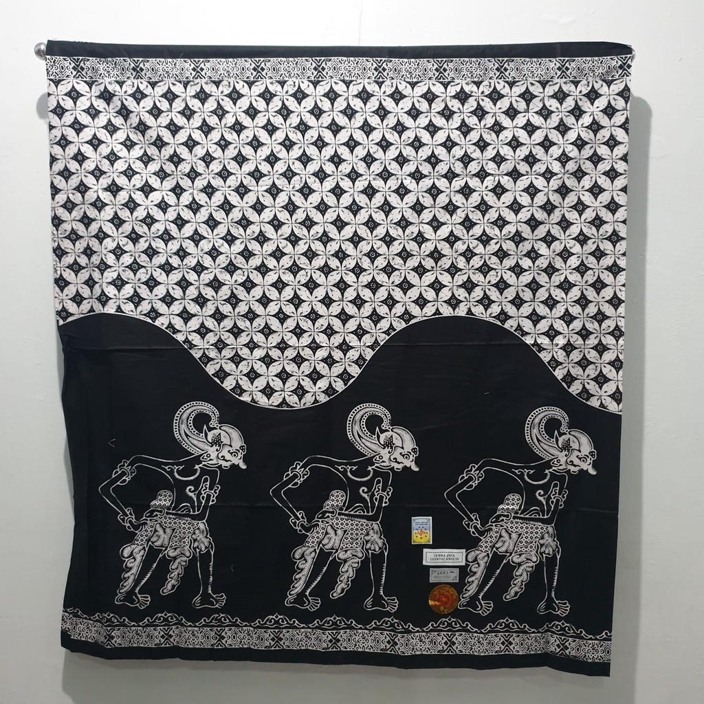 SARUNG BATIK WAYANG SANTRI / SARUNG BATIK WAYANG / SARUNG BATIK HITAM KATUN PRINT