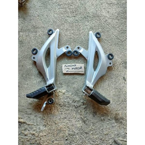 footstep belakang supra x 125 helm in KYZ