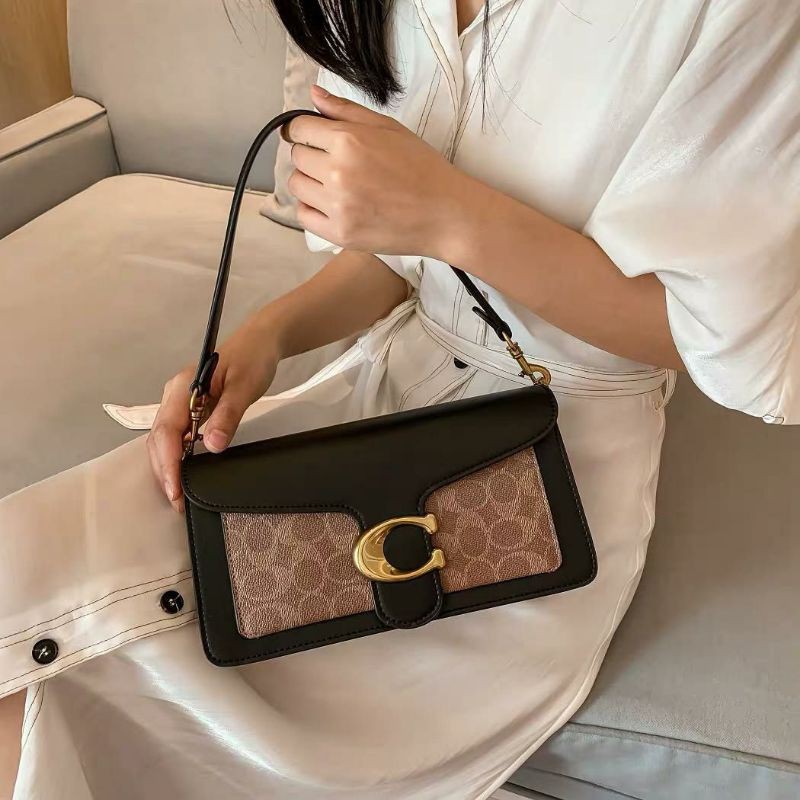 Tas Wanita Coach tabby with mini pouch