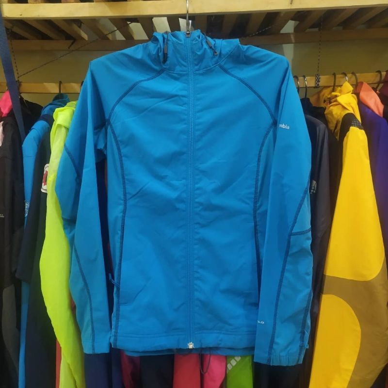 JAKET COLUMBIA BIRU