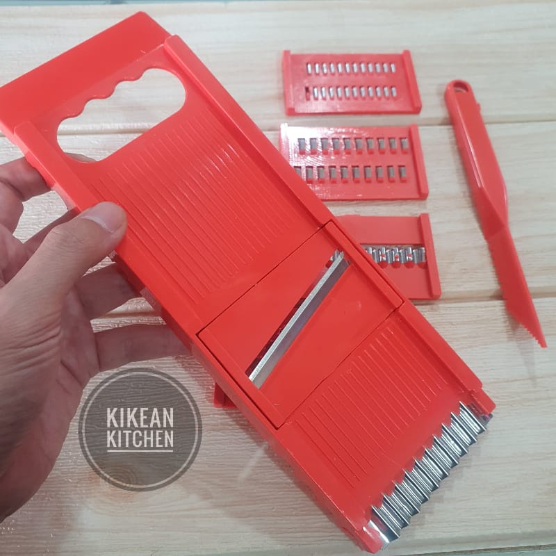 Parutan Merah Multifungsi LG Stainless Steel 8 IN 1