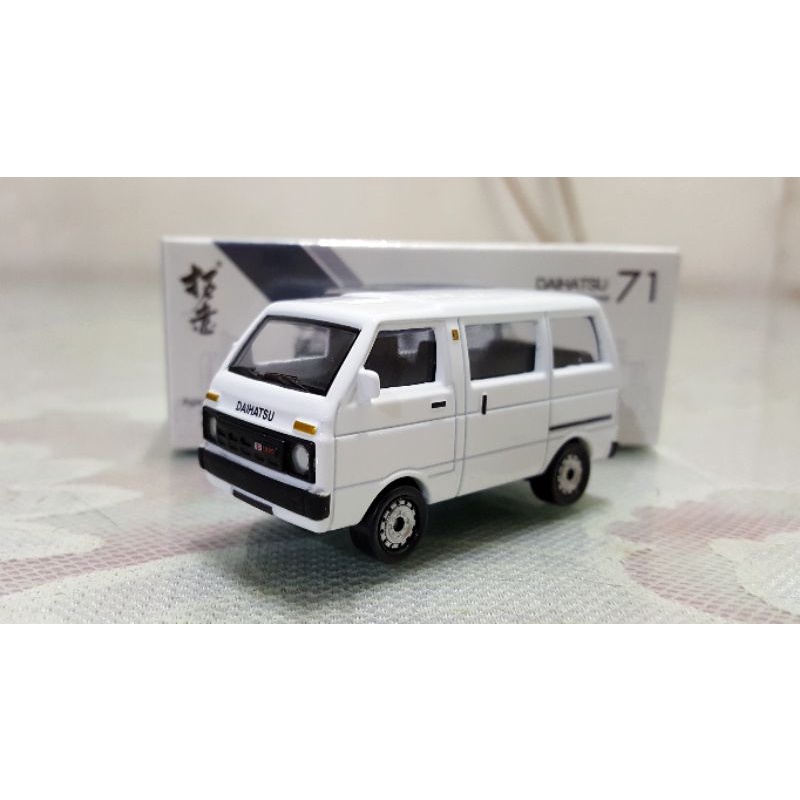 Miniatur diecast 1/64 Daihatsu Hijet 1000 warna Putih by Xcartoys, Democratic