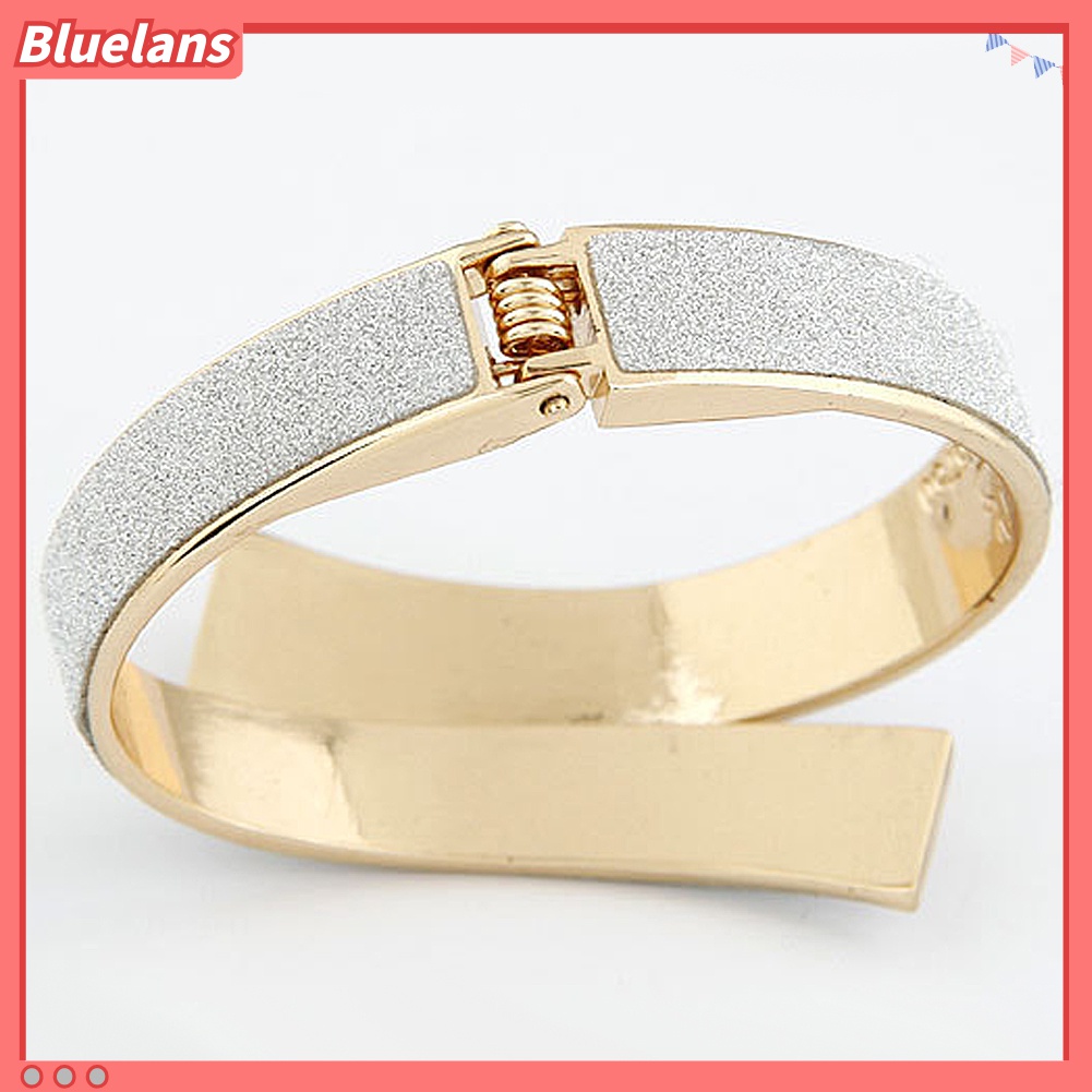 Gelang Bangle Model Terbuka Hias Glitter Gaya Elegan Untuk Wanita