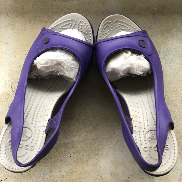 Preloved Crocs Wedges Sz W 7