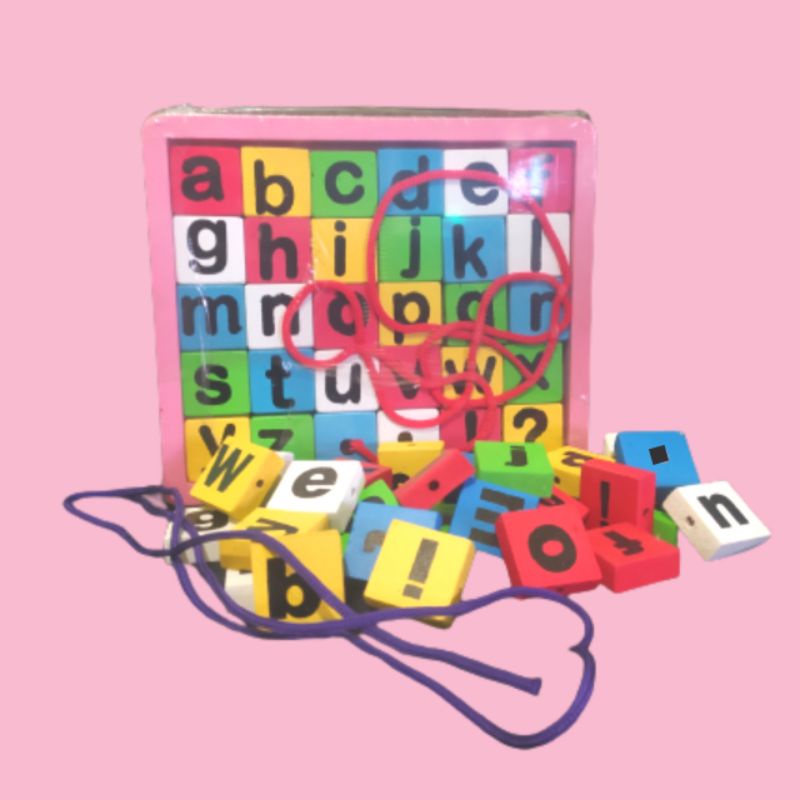 Mainan Edukasi Anak / Meronce Huruf Abjad