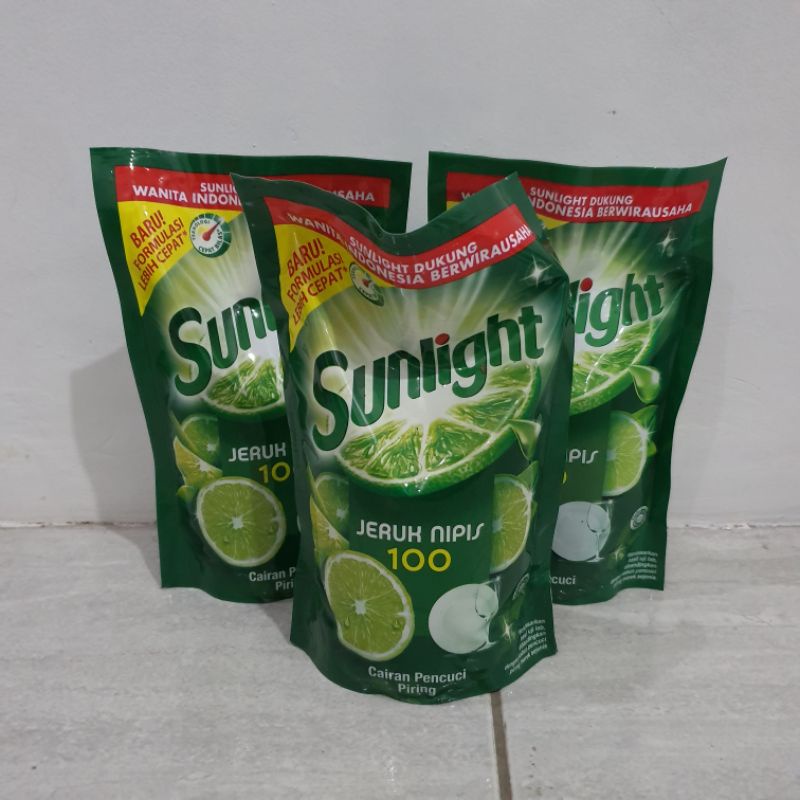 sabun cuci piring dan botol Sunlight Jeruk Nipis 755 ml ( 755ml ) , Sunlight Extrak Aloe Vera 720ml