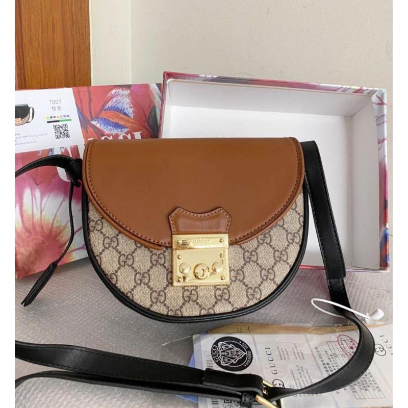 Gucci padlock saddle selempang tas slingbag cewek wanita