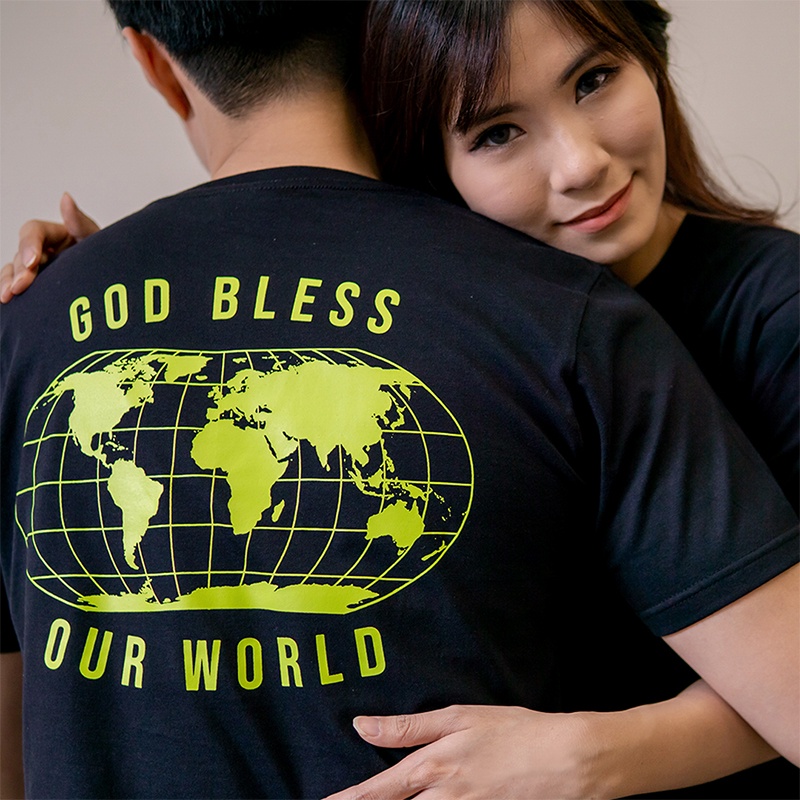 Ilomeansjoy Tshirt God Bless Our World - Black