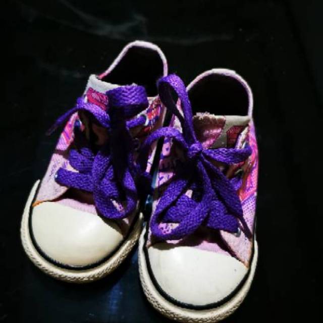 Preloved sepatu converse anak
