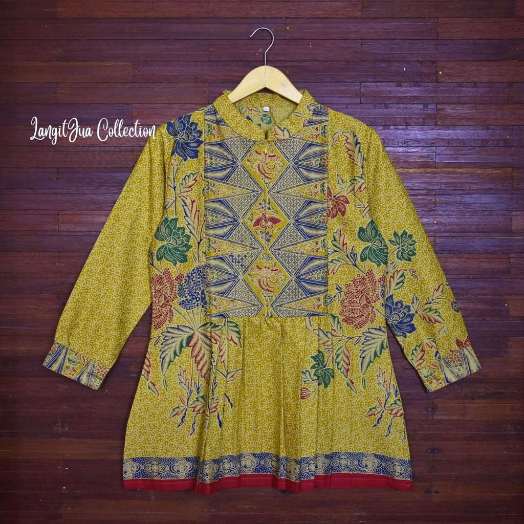 ISYANA BLOUSE BATIK TIGA NEGERI | BLUS BATIK KERJA KEKINIAN