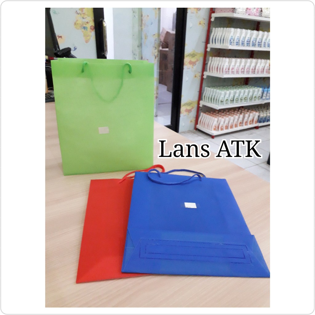 

Paper Bag Polos Kecil / Tas Kain Kecil (0210)