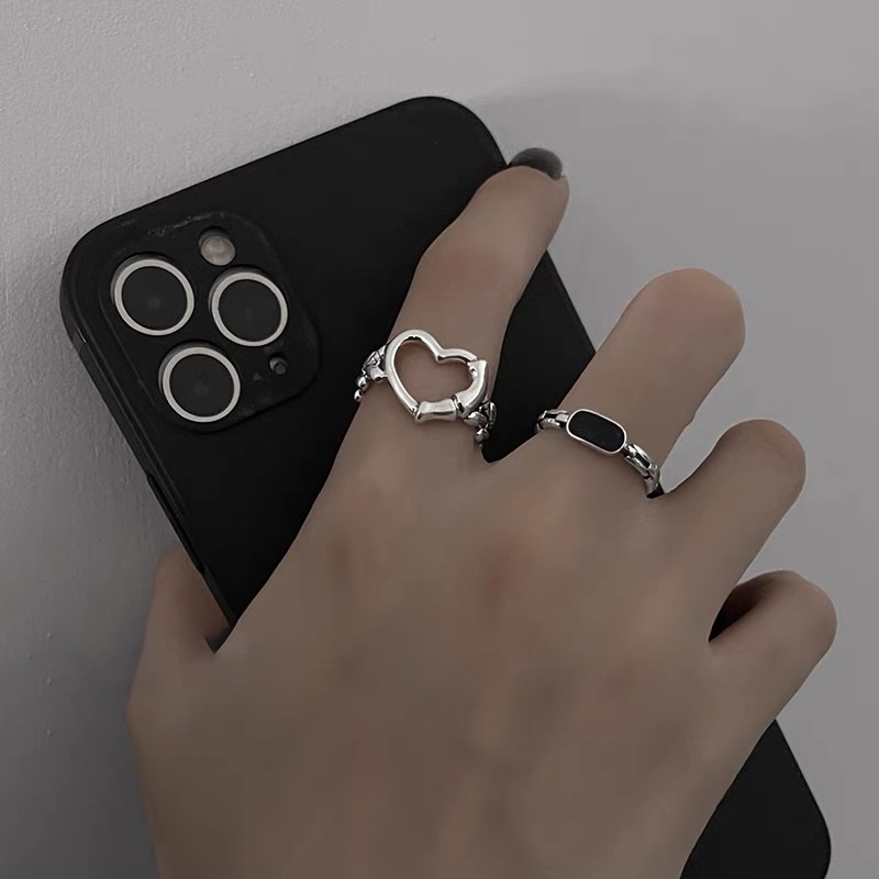 Set Cincin Model Hollow Bentuk Hati Warna Silver Untuk Wanita