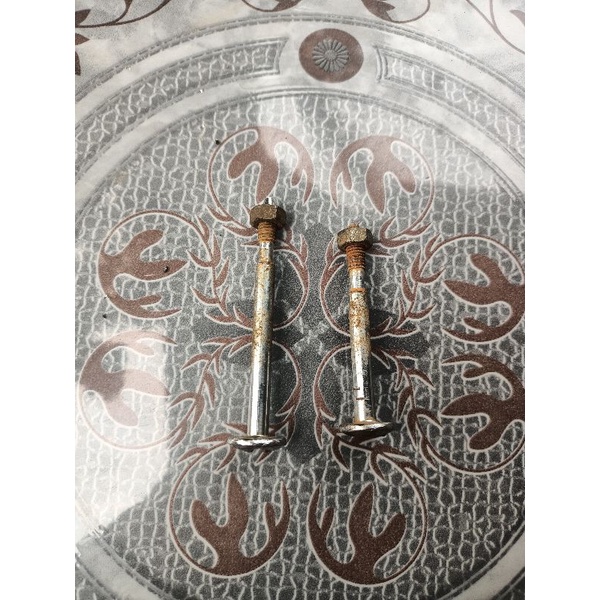 baut bok aki honda c700,c800,star