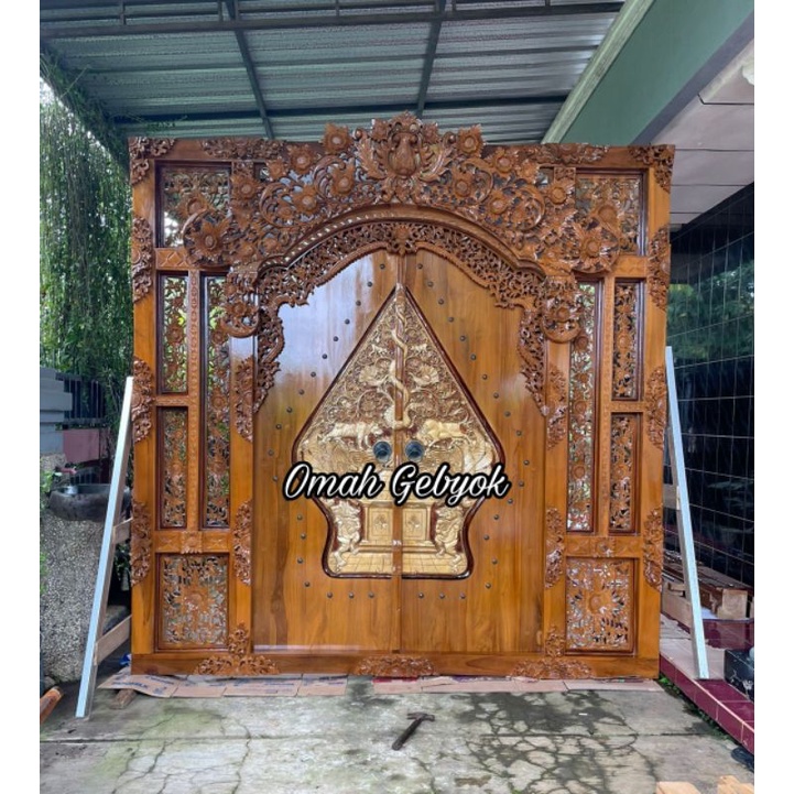 Gebyok Stil bali kayu Jati bagus Gebyok murah ukiran Alusan ukuran 2,5 meter Motif istimewa