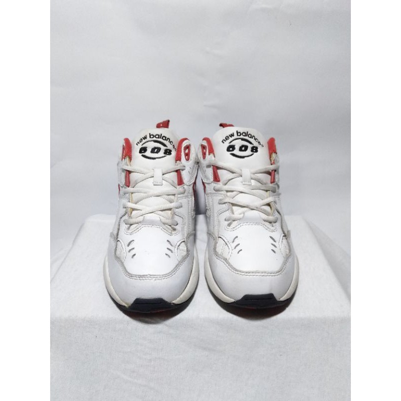 NEW BALANCE 608
