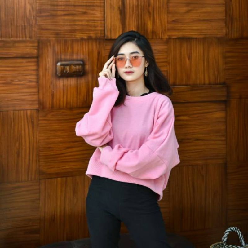 Crewneck Crop Oblong Wanita Termurah