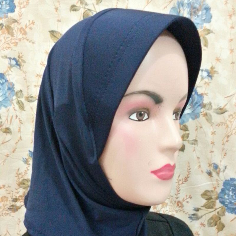 Inner Jilbab/Bergo pendek/Hijab Instan Navy