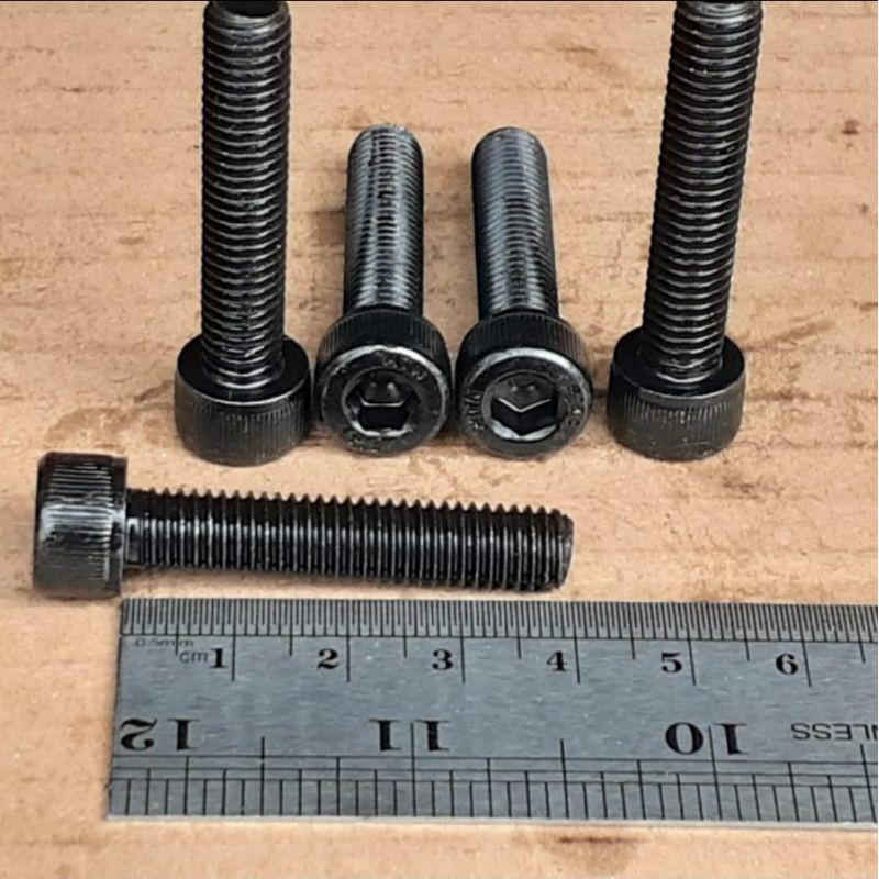 BAUT L M8X40 BAJA PANJANG 4 CM 4CM BAUD L BAJA M8 X 40 KUNCI L6 L 6 KUNCI PAS 12 13 FULL DRAT WARNA 