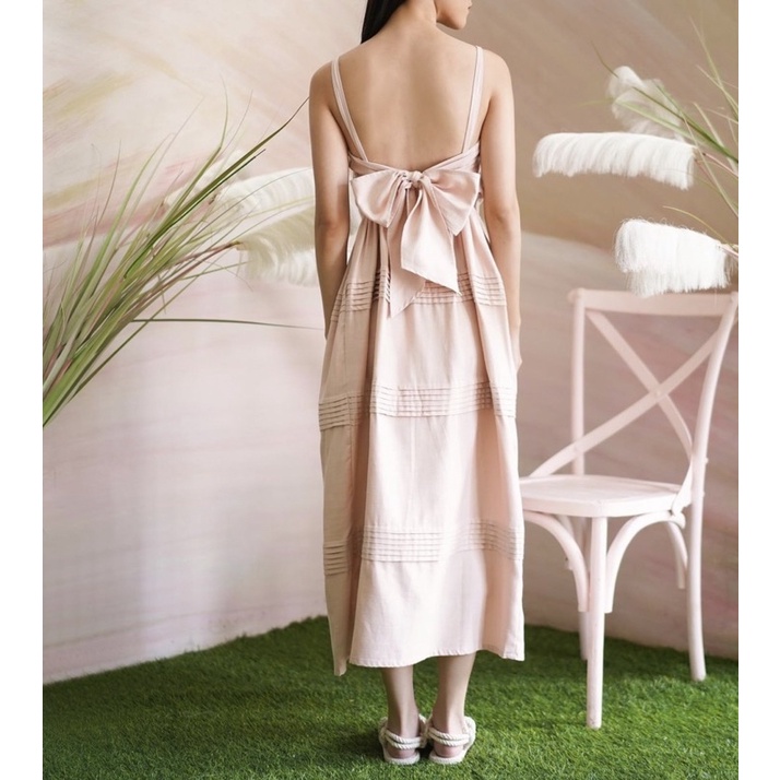 NOVERE MMEHUILLET Mili Opnaisel dress in Blush size SM