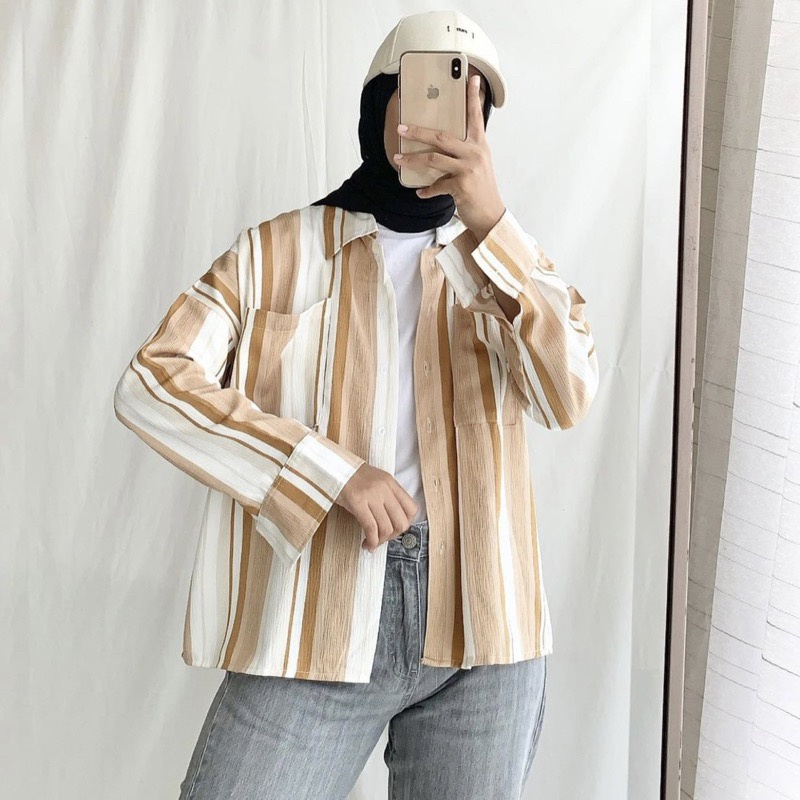 BEFAST - ZFF OOTD Tunik Wanita DEAYA / Cerena Dorothy Earthy Shirt / Kemeja Garis-Garis / Atasan Lengan Panjang / kemeja Outer / Pakaian Casual Wanita / Outfit Wanita Modis / Kemeja Stripe Terlaris / Termurah