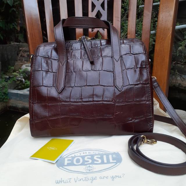 Fossil sydney satchel croco.  New with tag