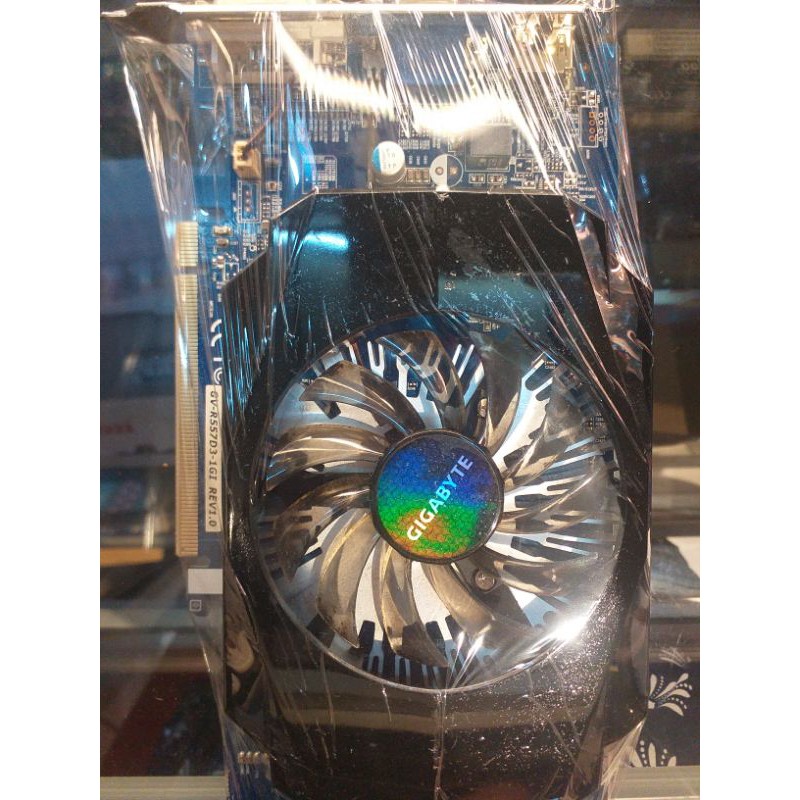 vga gigabyte HD 5570 1 gb ddr3