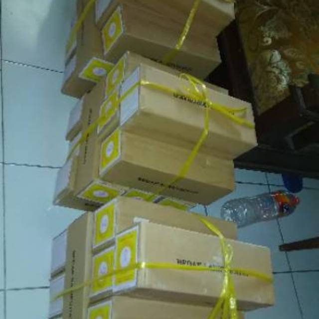 Bedak Saripohatji dus  isi  50pcs Shopee Indonesia