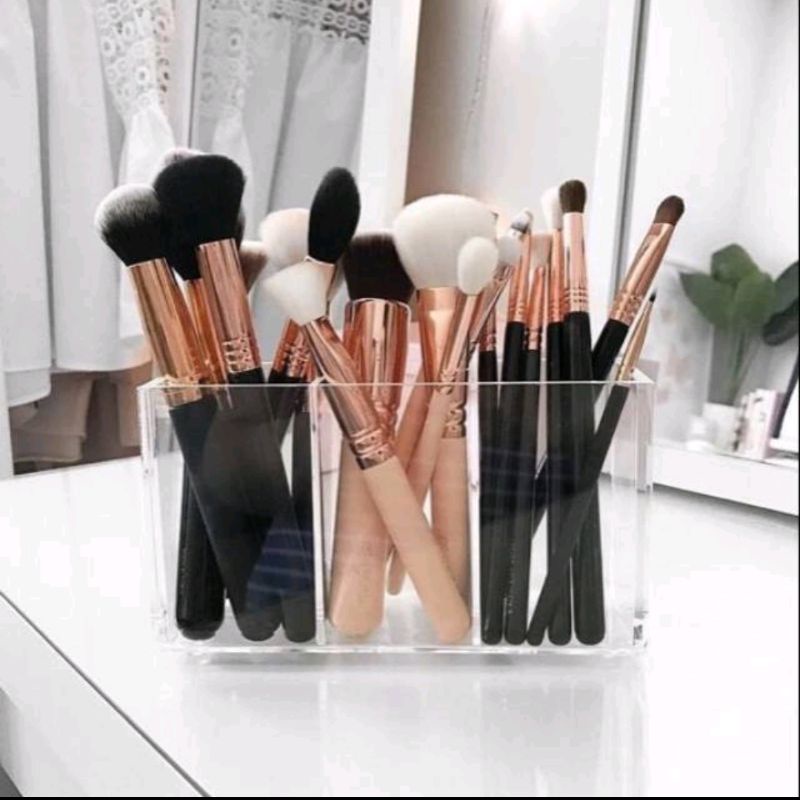 

Acrylic Pot Brush / Tempat Brush Akrilik Marga Cipta