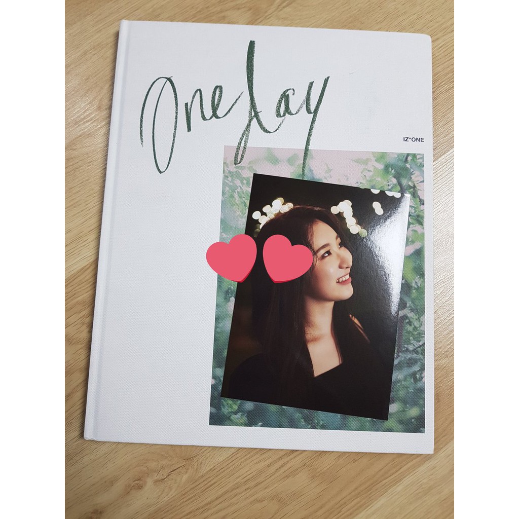 IZ*ONE IZONE One Day Photobook + Chaeyeon Postcard