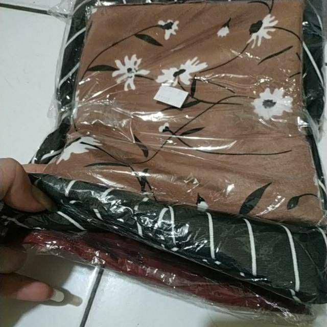 Zola_batik Couple Batik Brokat Prada 2509