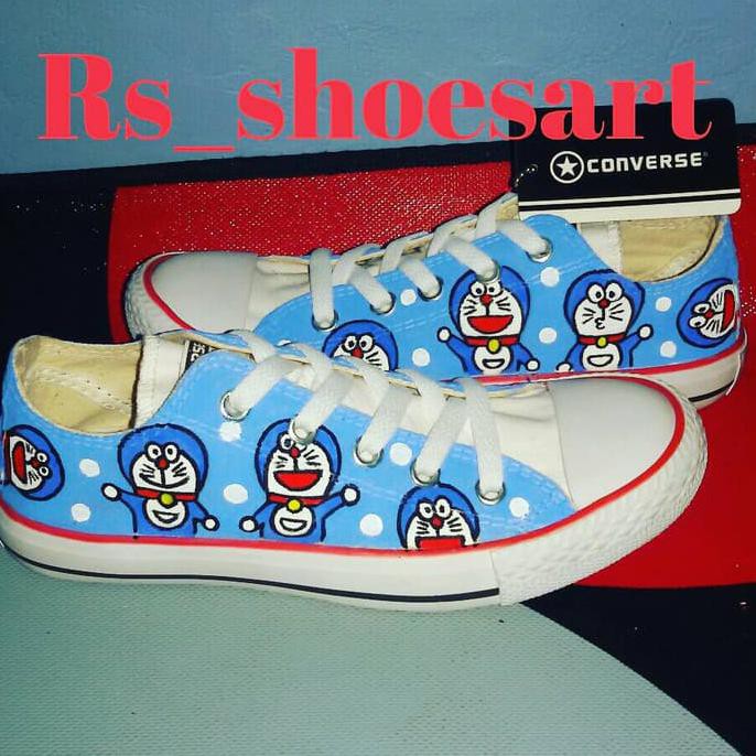 More Walk Sepatu Converse Doraemon