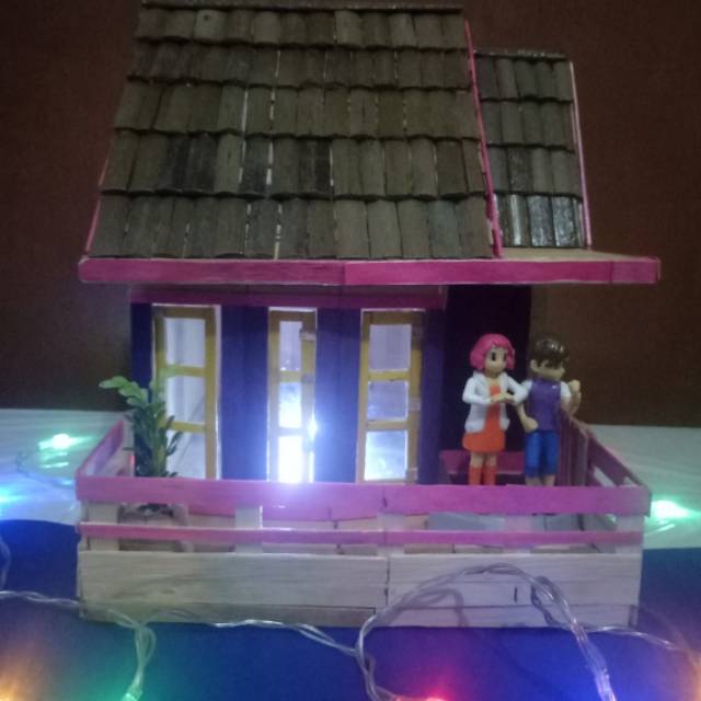 Miniatur Rumah kayu