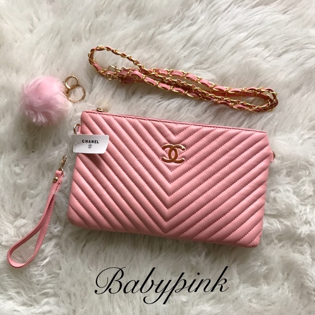 Clutch  Cevron Chevron Import free pompom