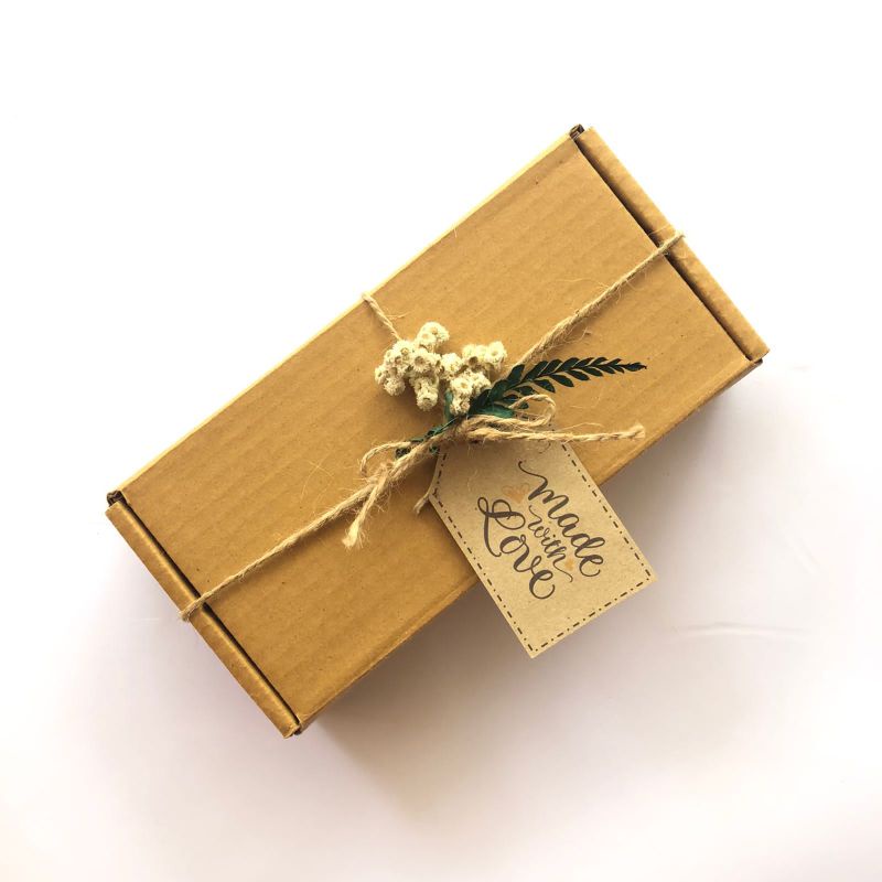 

Box Hampers 20x10x4,5 / Box Kado / Kotak Hadiah / Kotak Kado / Box Packaging