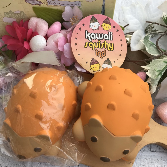 Promo NEW Mother Garden Hedgehog LICENSED SQUISHY