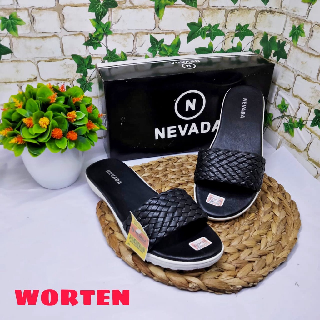 Sandal slop nevada motif anyam/sandal wanita slop terbaru