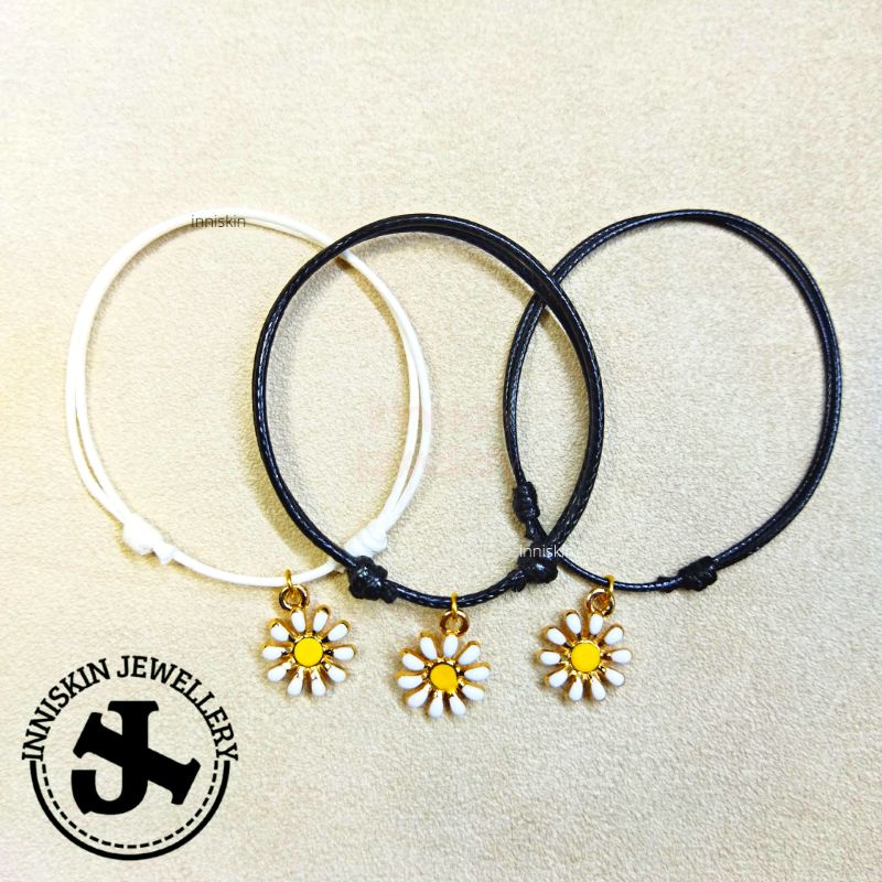 Gelang Liontin Sunflower Korea / Gelang Sunflower / Gelang Bunga  / Gelang Liontin Tali Hitam Tahan Air / Gelang Waterproof / Gelang Bunga / Gelang Flower