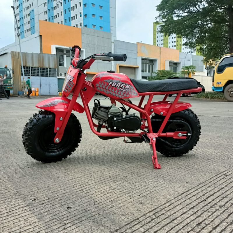 MOTOR FUNKY MODEL TERBARU MESIN 2TAK 50CC  BEBAN 75KG