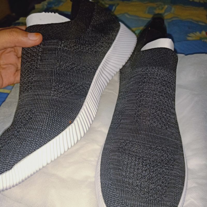 Sepatu wanita sport fladeo