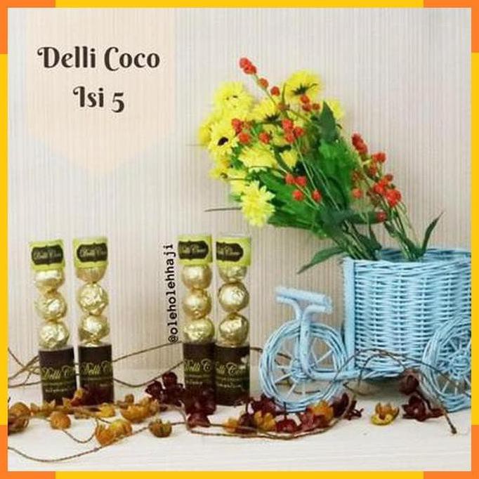 

Produk Unggulan Coklat Kurma Delli Coco Isi 5Pcs