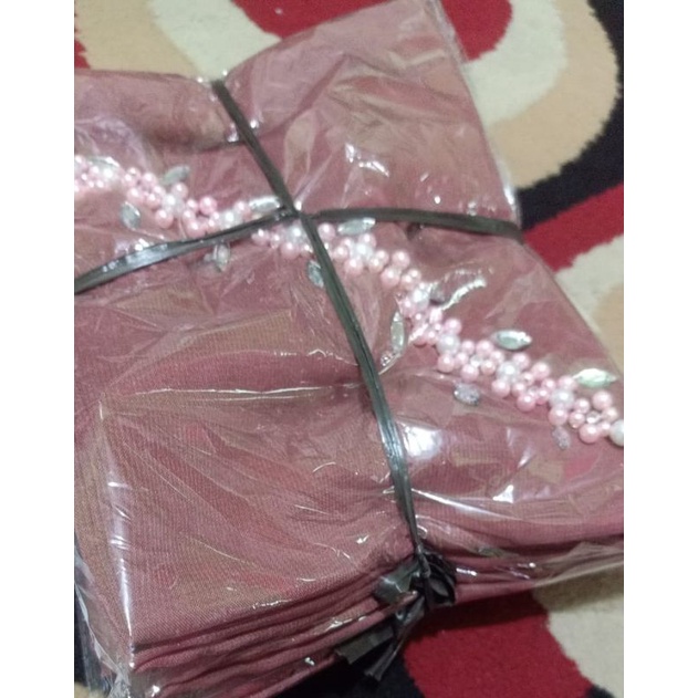 SEGIEMPAT PAYET BANDO BELLA/HIJAB BANDO MUTIARA/KERUDUNG PAYET BELLA SQUERE-Choco pink