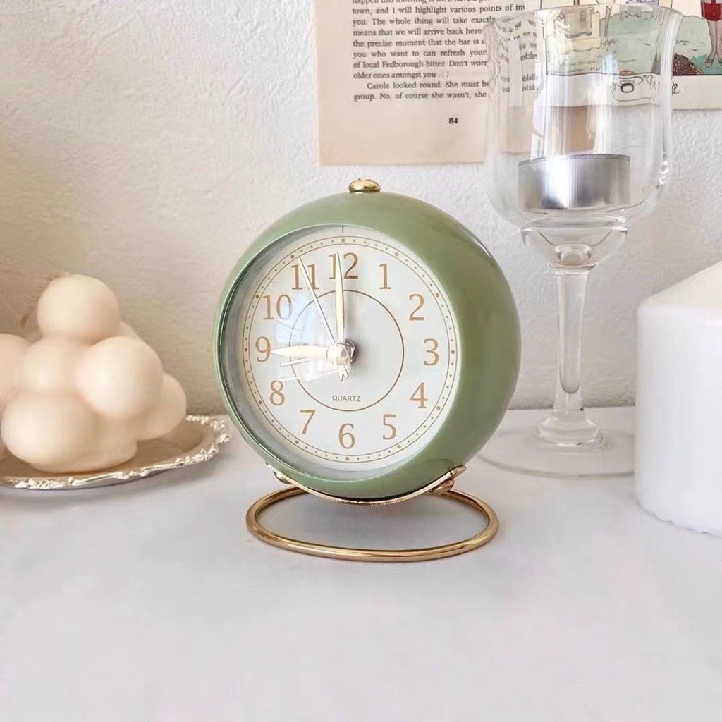READY QUARTZ VINTAGE ALARM CLOCK - JAM BEKER AESTHETIC PREMIUM JAM MEJA VINTAGE JAM MARI ALARM ESTET