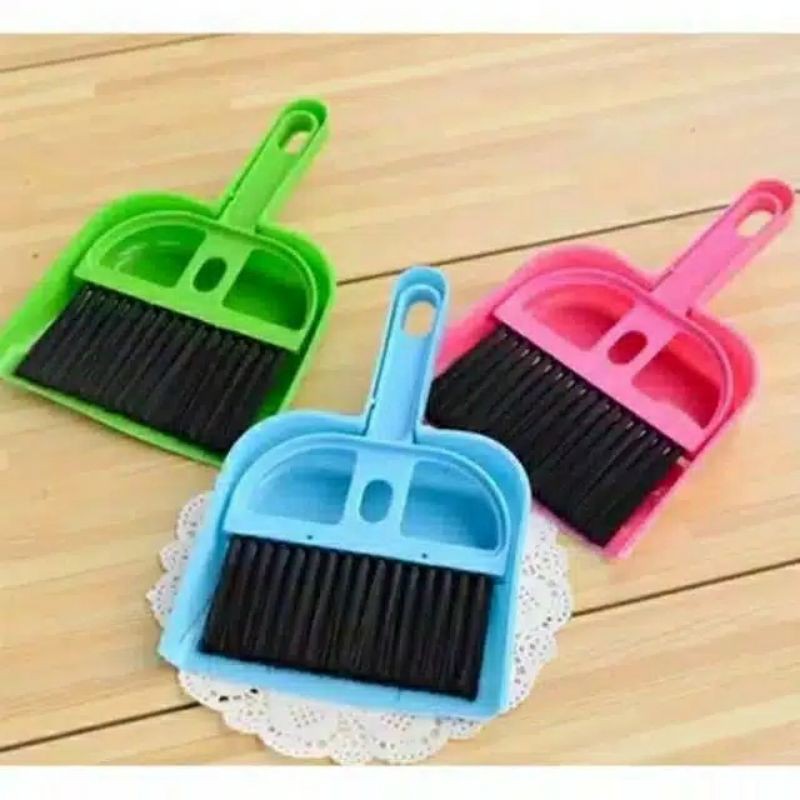 Deskripsi Sapu Pengki Set Sapu dan Pengki Mini Set Mini Dustpan top ok