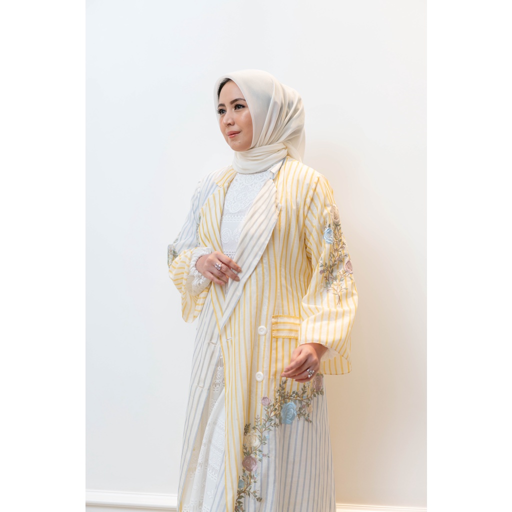 SOORA LONG COAT - AYU DYAH ANDARI